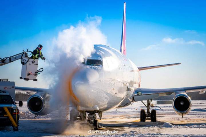 Application de produit de protéction Avion Val-d'Or